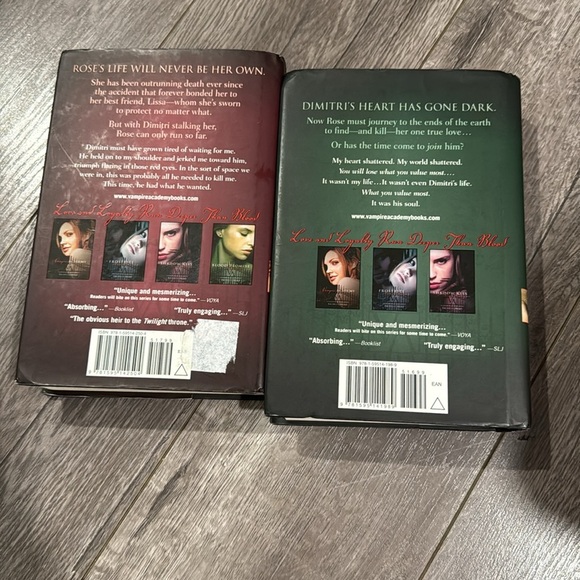 Vampire Academy" series by Richelle Mead: "Spirit Bound" and "Blood Promise”. - Picture 2 of 2